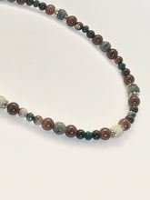 Load image into Gallery viewer, Green Line Quartz and Coffee Brown Necklace Set